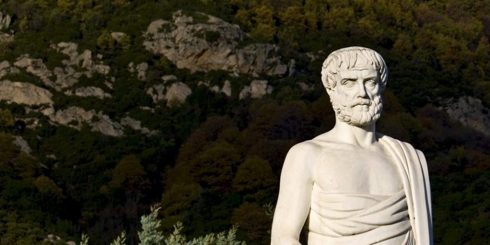 Estatua de Aristoteles en Estagira