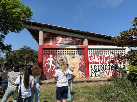 Curso de Verano 2025: De Cali a Medellín, aprendiendo a construir paz