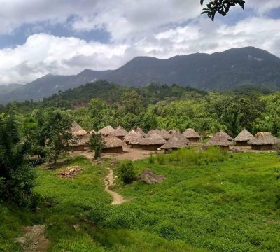 Aldea Indígena En La Sierra