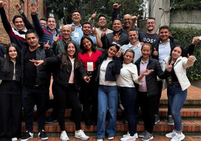 Open Leadership formando líderes en habilidades gerenciales en Smurfit Westrock