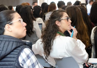 Semillero de Psicogerontología reflexiona sobre sexualidad, intimidad y placer en la vejez en el podcast Co-Razón.